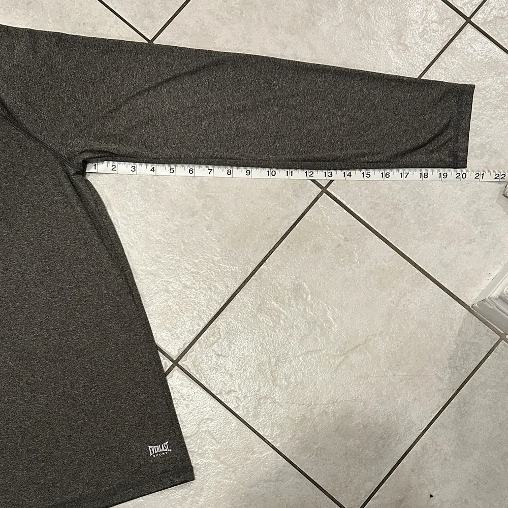 Everlast Men's Charcoal Long Sleeve Tee - Picture 8 of 8